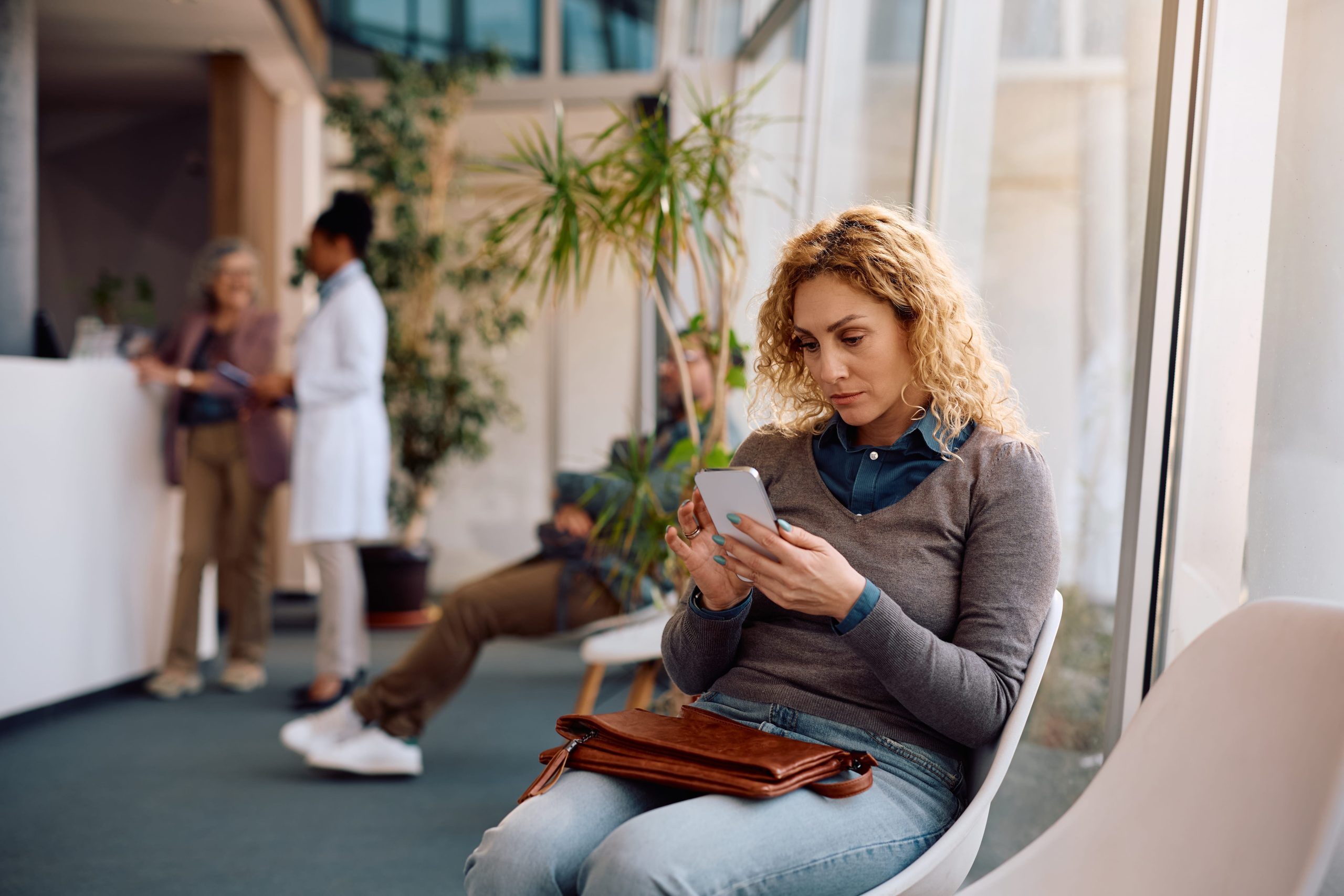 Reviewing paid search platforms across devices